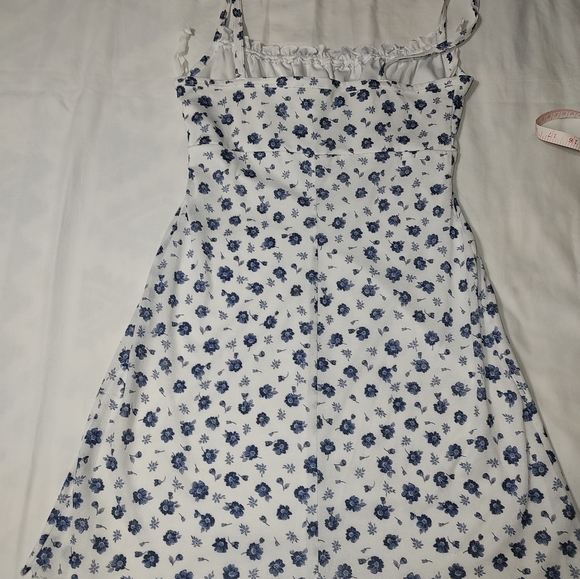 Mini Dress - Picture 2 of 7